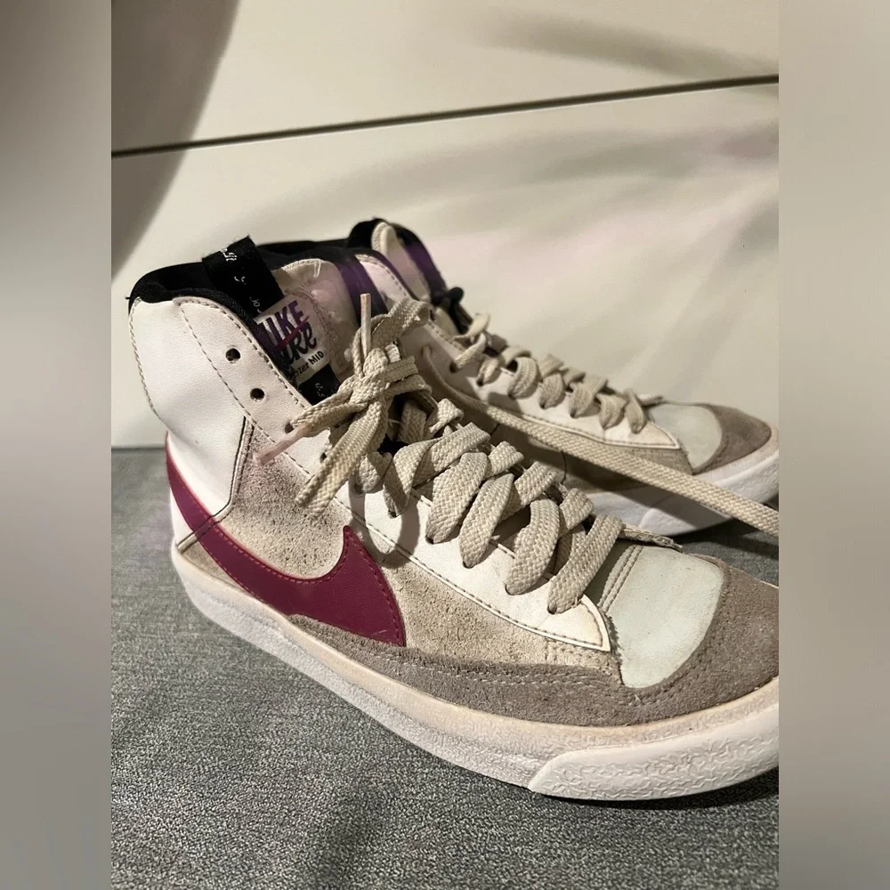 Nike Blazer Mid 77’ Rush Maroon & Summit White Big Kids' Shoe Size 4.0 - Picture 4 of 6